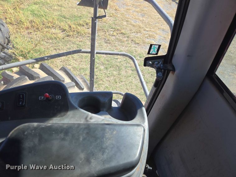 image for item EU3926 2016 Massey Ferguson WR9870 swather / windrower