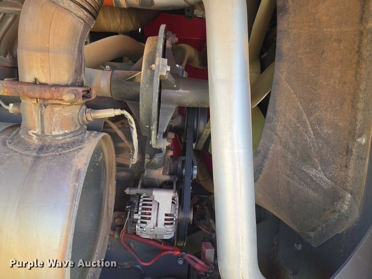 image for item EU3926 2016 Massey Ferguson WR9870 swather / windrower