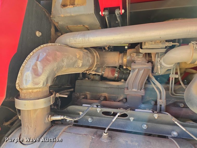 image for item EU3926 2016 Massey Ferguson WR9870 swather / windrower