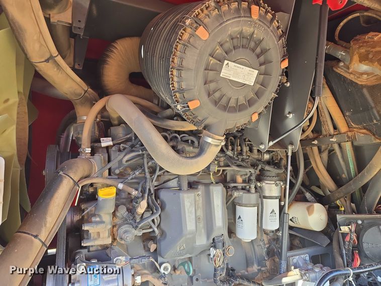 image for item EU3926 2016 Massey Ferguson WR9870 swather / windrower