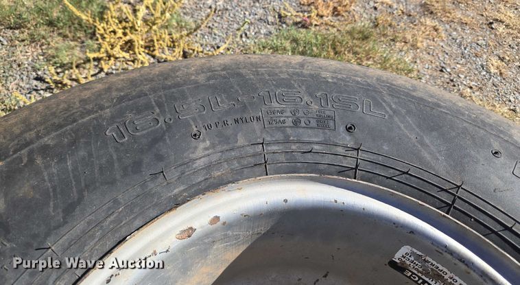 image for item EU3926 2016 Massey Ferguson WR9870 swather / windrower