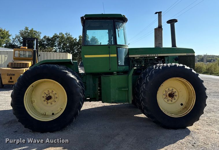 image for item EU5098 1975 John Deere 8630 4WD tractor