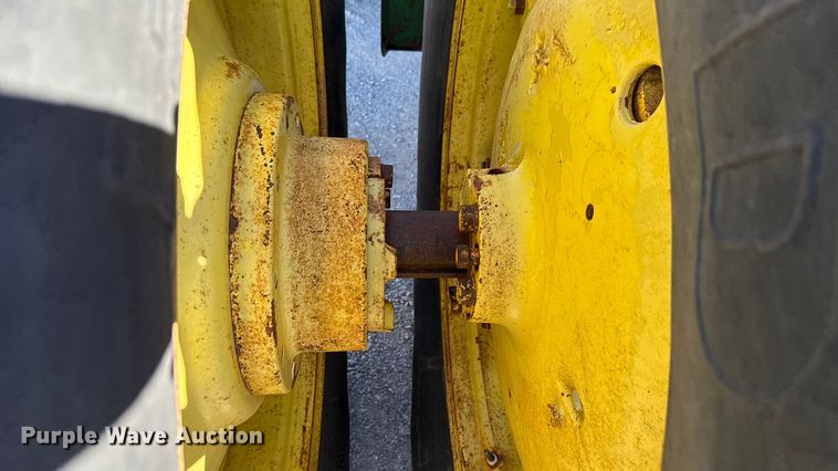 image for item EU5098 1975 John Deere 8630 4WD tractor