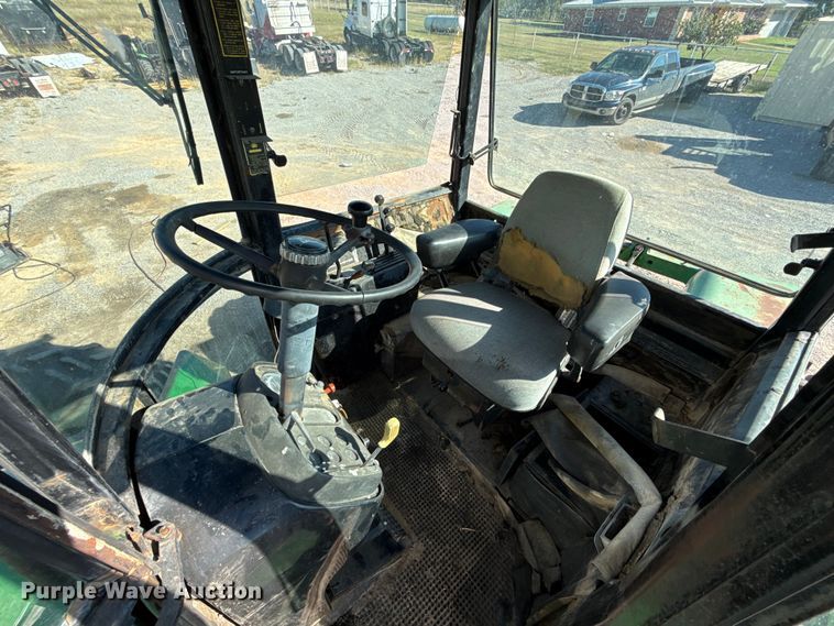 image for item EU5098 1975 John Deere 8630 4WD tractor