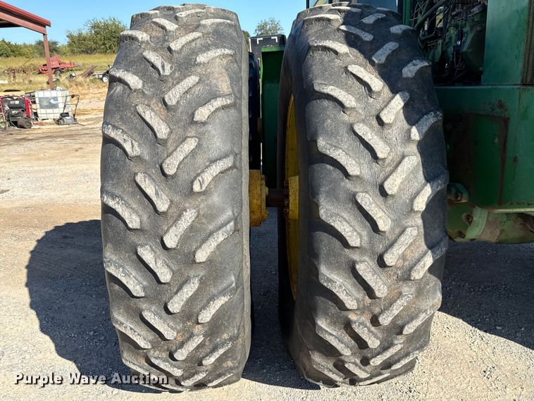 image for item EU5098 1975 John Deere 8630 4WD tractor