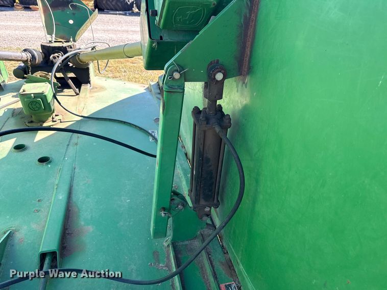 image for item EU5151 2003 John Deere HX20 batwing rotary mower