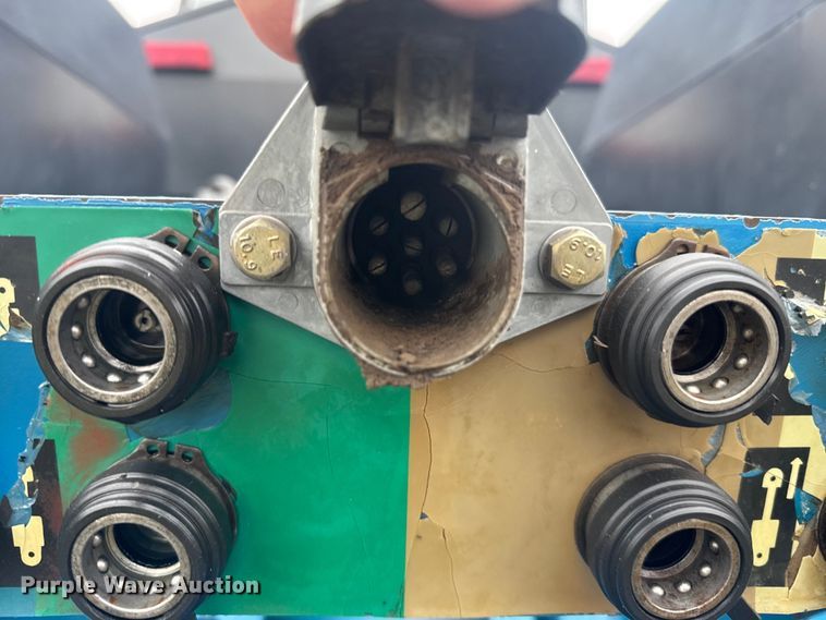 image for item EU6083 1993 Ford 946 4WD tractor