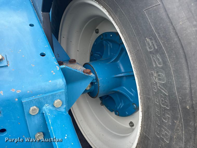 image for item EU6083 1993 Ford 946 4WD tractor