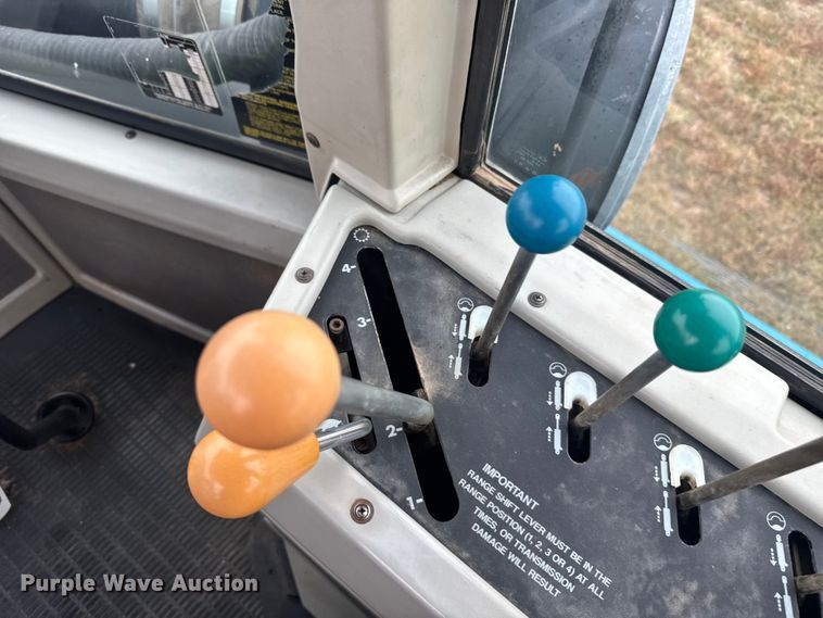 image for item EU6083 1993 Ford 946 4WD tractor