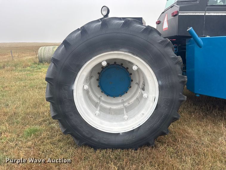 image for item EU6083 1993 Ford 946 4WD tractor