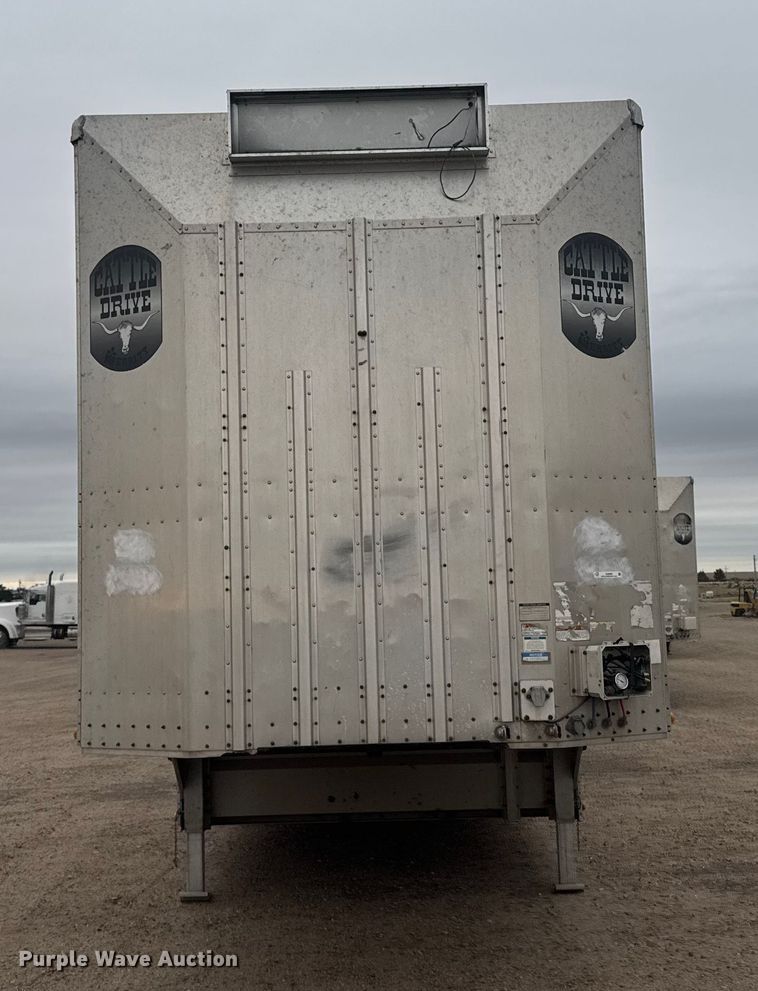 image for item EU6089 2019 Merritt DDLCDB livestock trailer