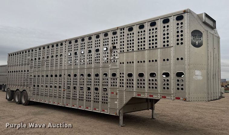 image for item EU6089 2019 Merritt DDLCDB livestock trailer