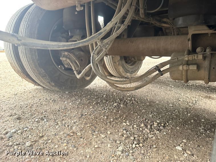 image for item EU6089 2019 Merritt DDLCDB livestock trailer