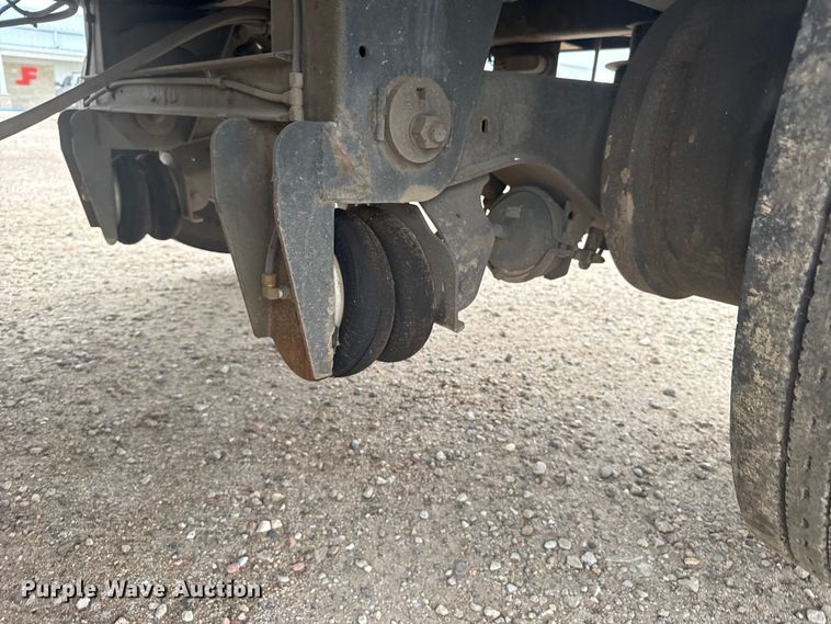 image for item EU6089 2019 Merritt DDLCDB livestock trailer