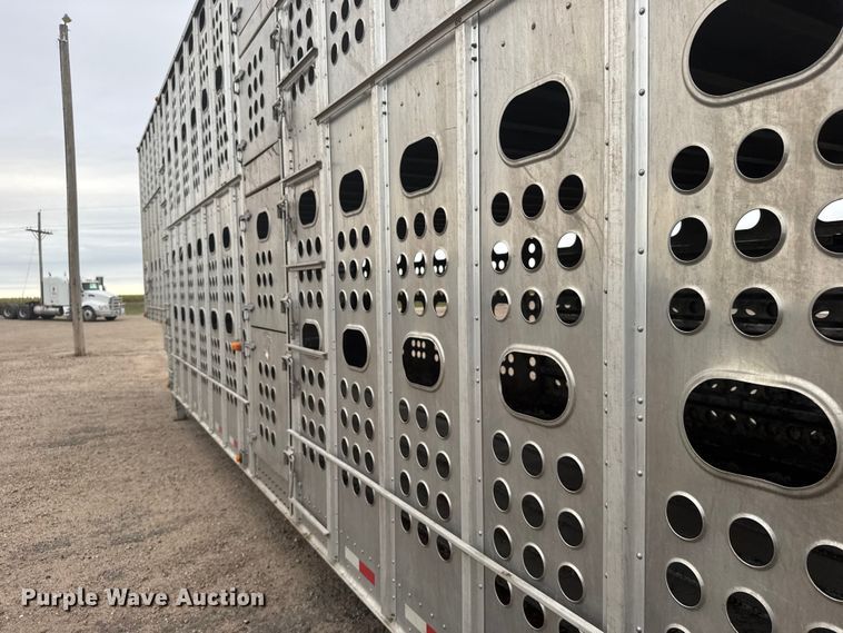 image for item EU6089 2019 Merritt DDLCDB livestock trailer