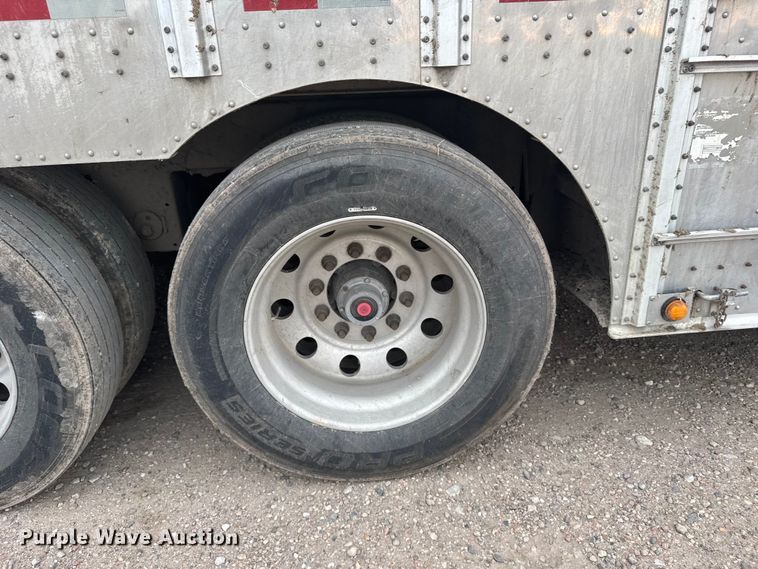 image for item EU6089 2019 Merritt DDLCDB livestock trailer