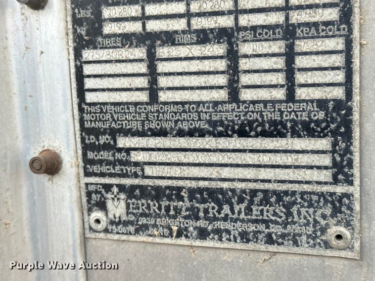 image for item EU6089 2019 Merritt DDLCDB livestock trailer