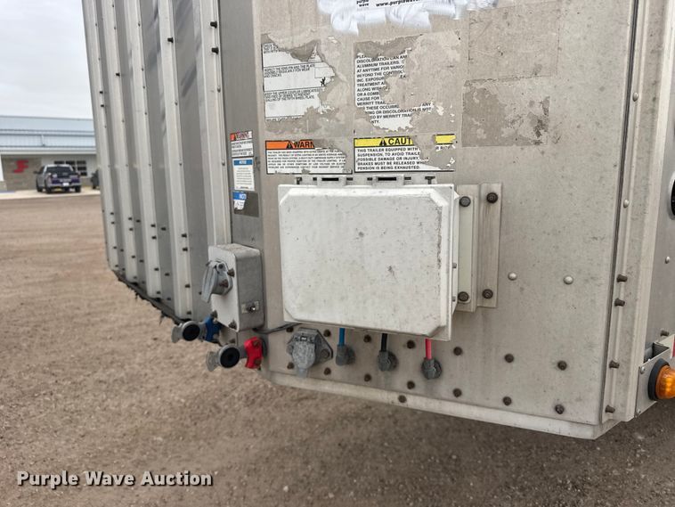 image for item EU6090 2019 Merritt DDLCDB livestock trailer