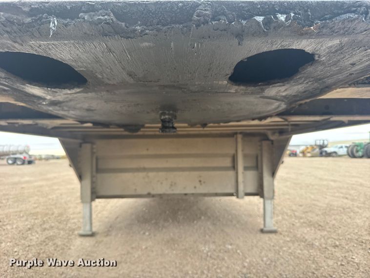 image for item EU6090 2019 Merritt DDLCDB livestock trailer