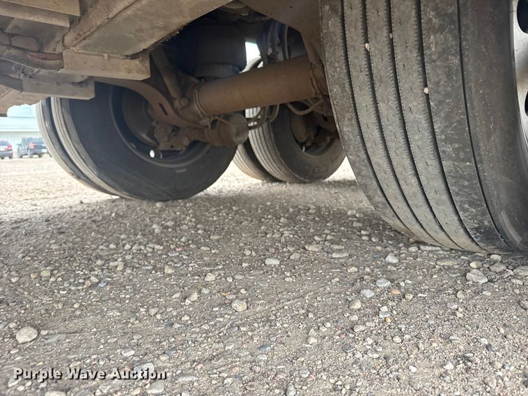 image for item EU6090 2019 Merritt DDLCDB livestock trailer