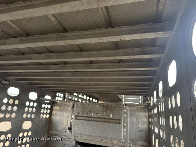 image for item EU6090 2019 Merritt DDLCDB livestock trailer