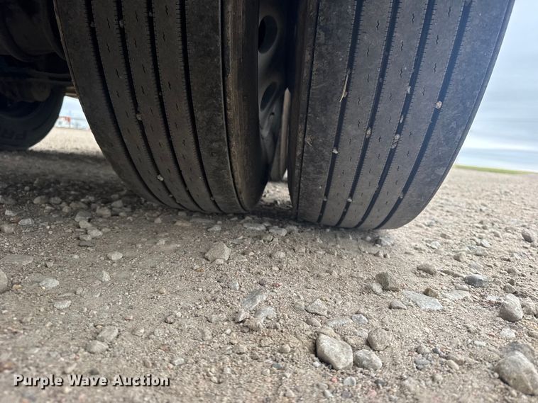 image for item EU6090 2019 Merritt DDLCDB livestock trailer