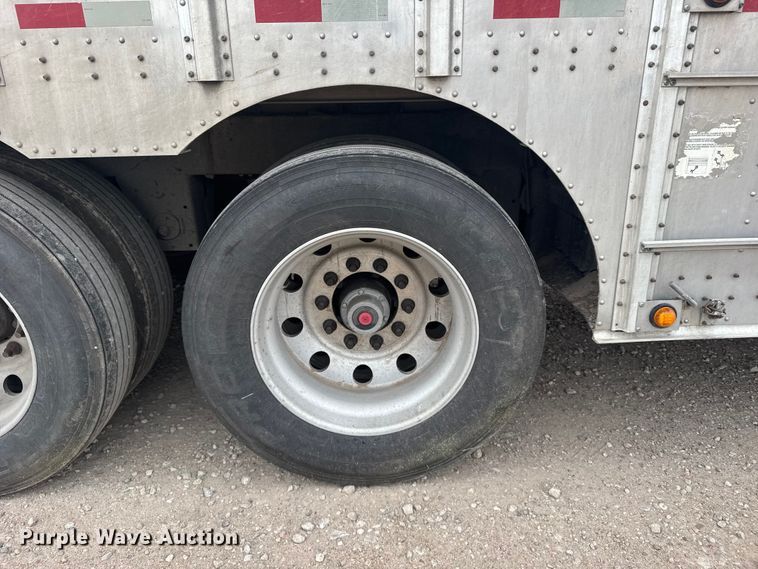 image for item EU6090 2019 Merritt DDLCDB livestock trailer