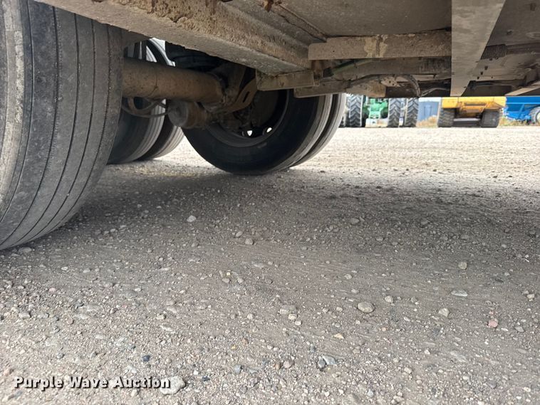 image for item EU6091 2018 Merritt DDLCDBM livestock trailer