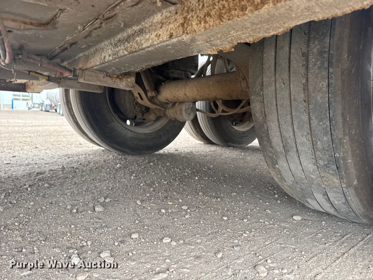 image for item EU6091 2018 Merritt DDLCDBM livestock trailer