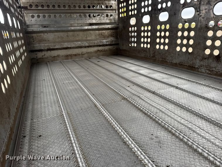 image for item EU6091 2018 Merritt DDLCDBM livestock trailer