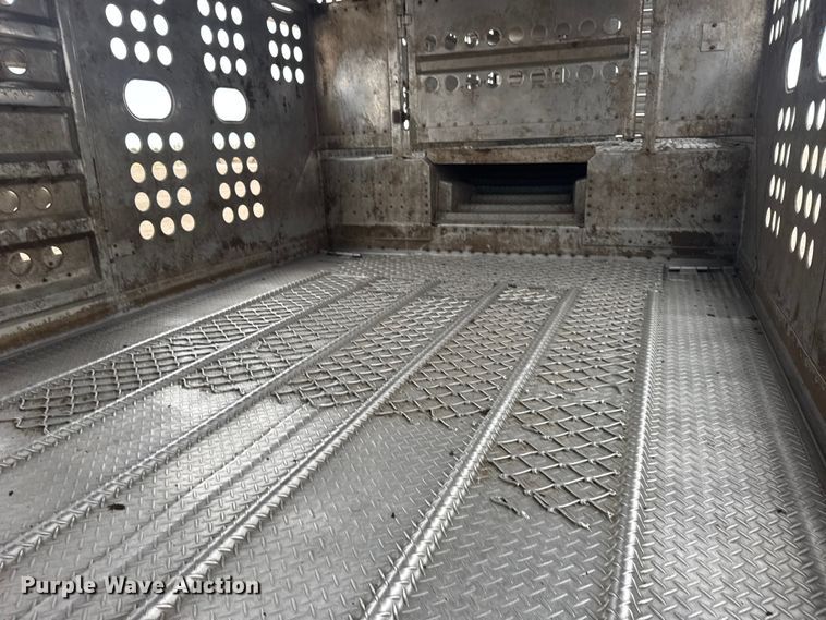 image for item EU6091 2018 Merritt DDLCDBM livestock trailer