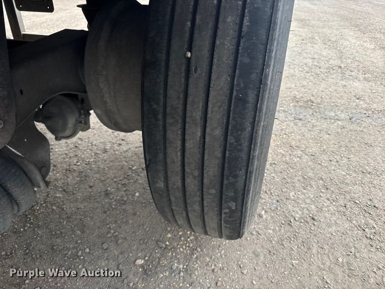 image for item EU6091 2018 Merritt DDLCDBM livestock trailer