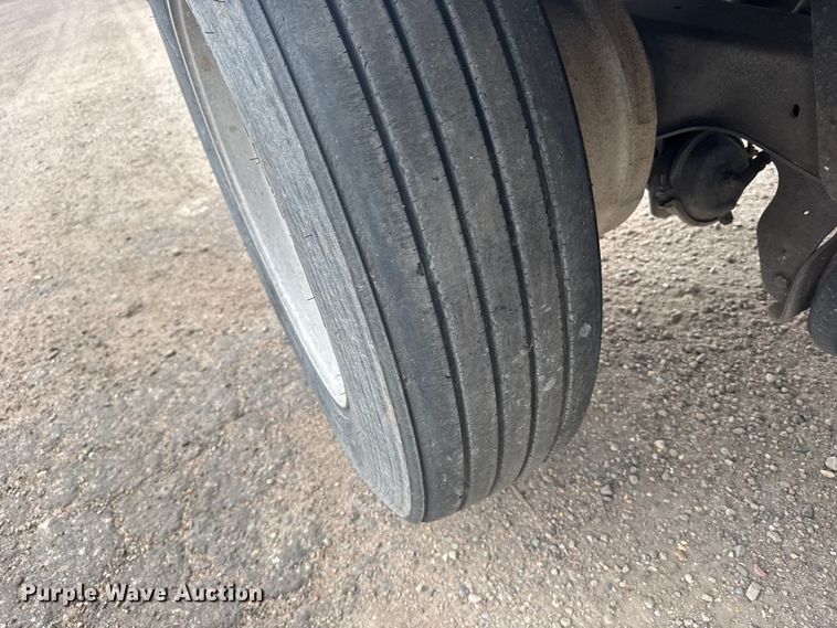 image for item EU6091 2018 Merritt DDLCDBM livestock trailer