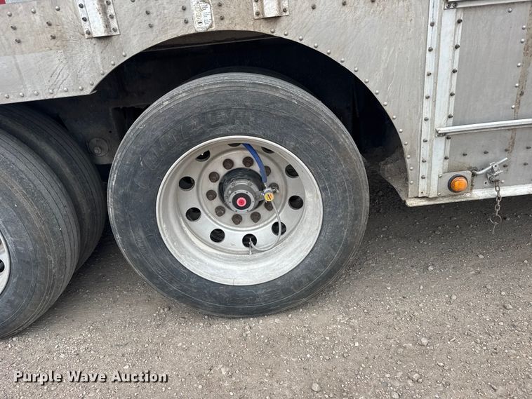 image for item EU6091 2018 Merritt DDLCDBM livestock trailer