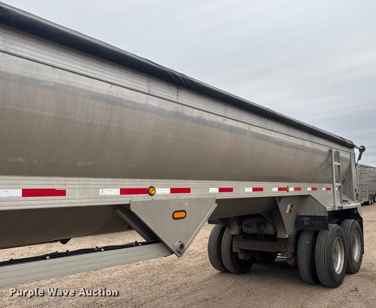image for item EU6092 2015 Travis end dump trailer