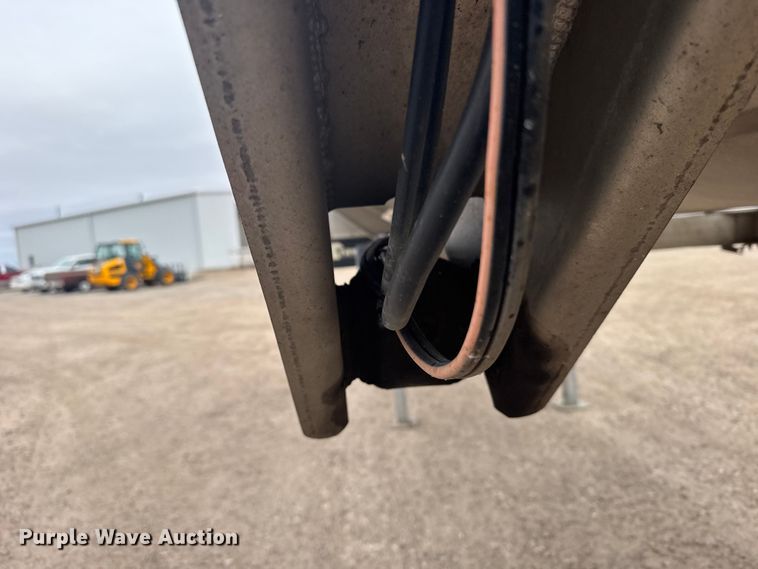 image for item EU6092 2015 Travis end dump trailer