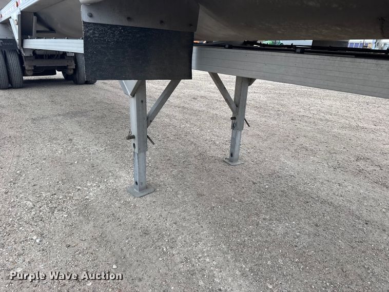 image for item EU6092 2015 Travis end dump trailer