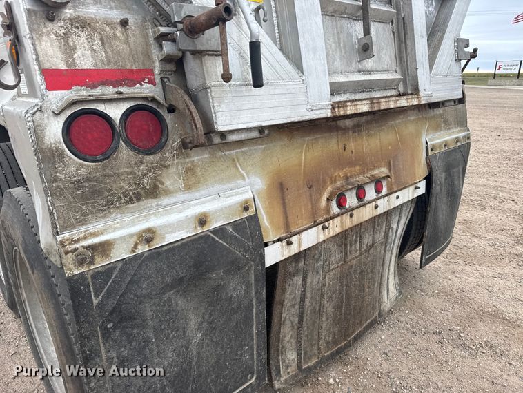 image for item EU6092 2015 Travis end dump trailer
