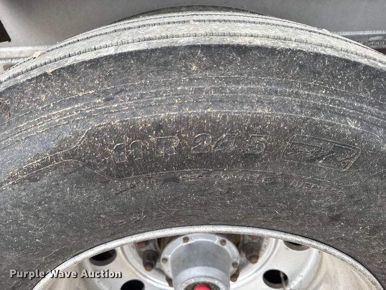 image for item EU6092 2015 Travis end dump trailer