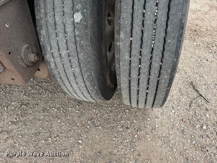 image for item EU6092 2015 Travis end dump trailer