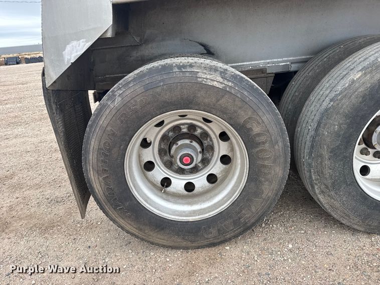image for item EU6092 2015 Travis end dump trailer