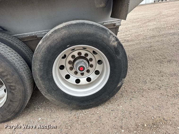 image for item EU6092 2015 Travis end dump trailer