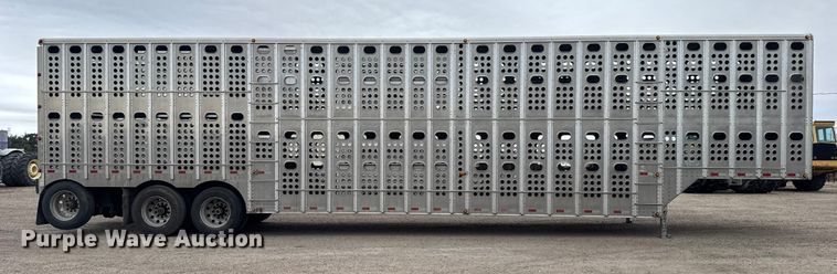 image for item EU6093 2018 Merritt DDLCDBM livestock trailer