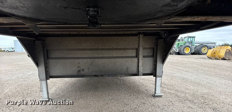 image for item EU6093 2018 Merritt DDLCDBM livestock trailer