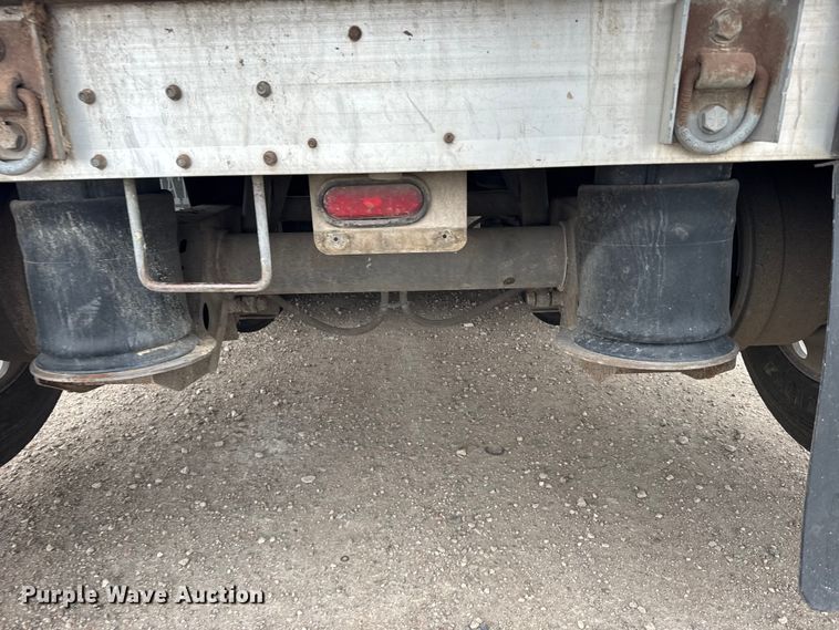 image for item EU6093 2018 Merritt DDLCDBM livestock trailer