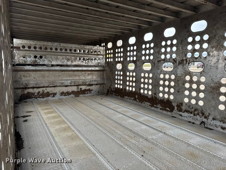 image for item EU6093 2018 Merritt DDLCDBM livestock trailer