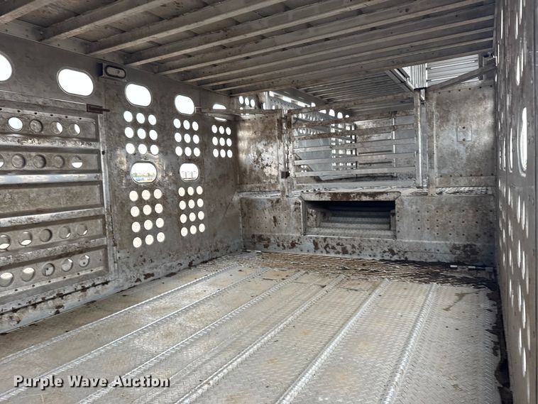 image for item EU6093 2018 Merritt DDLCDBM livestock trailer