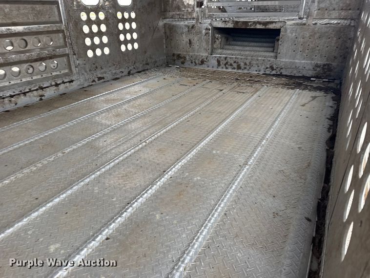 image for item EU6093 2018 Merritt DDLCDBM livestock trailer