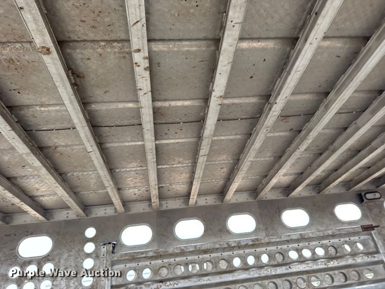 image for item EU6093 2018 Merritt DDLCDBM livestock trailer