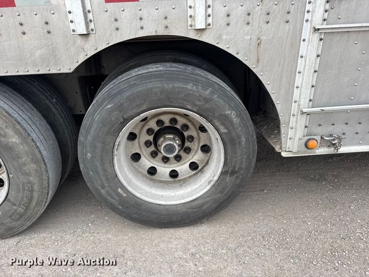 image for item EU6093 2018 Merritt DDLCDBM livestock trailer